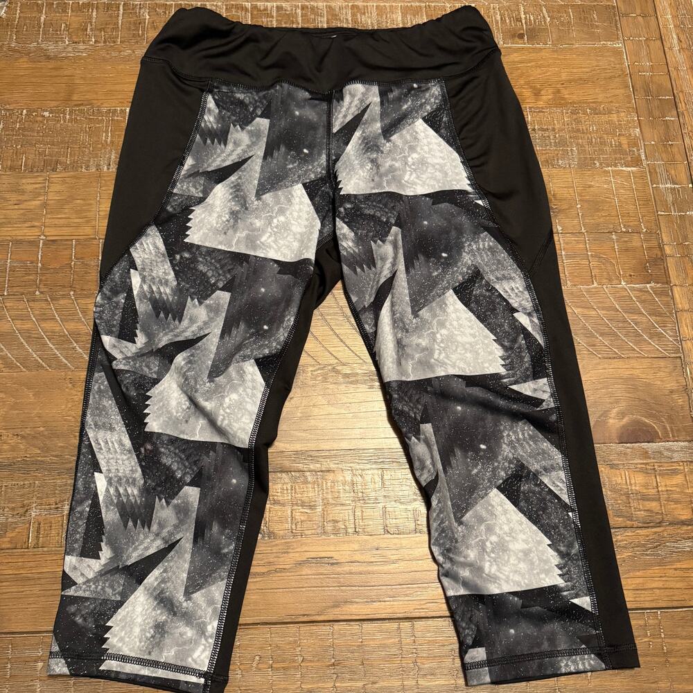 Pro Player Moisture Wicking Black Capri Women's Workout Pants Size Large Gym